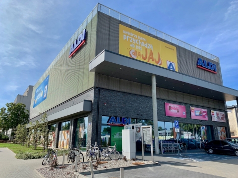 CENTRUM<br/> HANDLOWE <br/>ALEJA KRAKOWSKA WARSZAWA