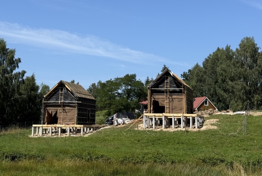 TRWA BUDOWA PIERWSZYCH NOWOCZESNYCH STODÓŁ